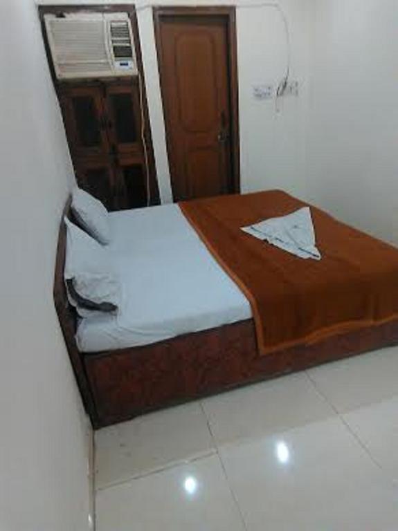 Yatri Guest House Нью-Дели Номер фото